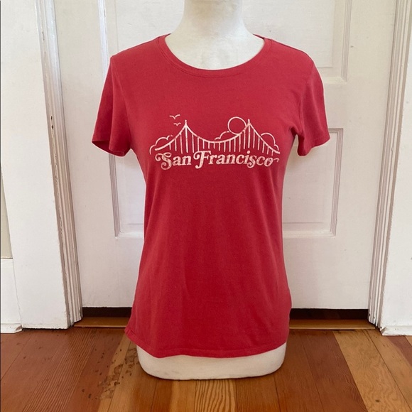 Gap‎ Womens Favorite T San Francisco Red Short Sleeve Tee Shirt Medium - Picture 1 of 5